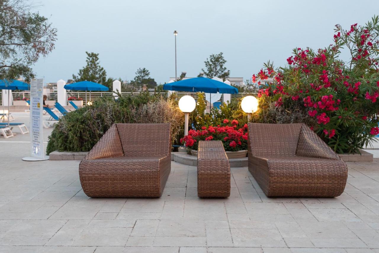 Club Azzurro Hotel&resort Hotel 4*