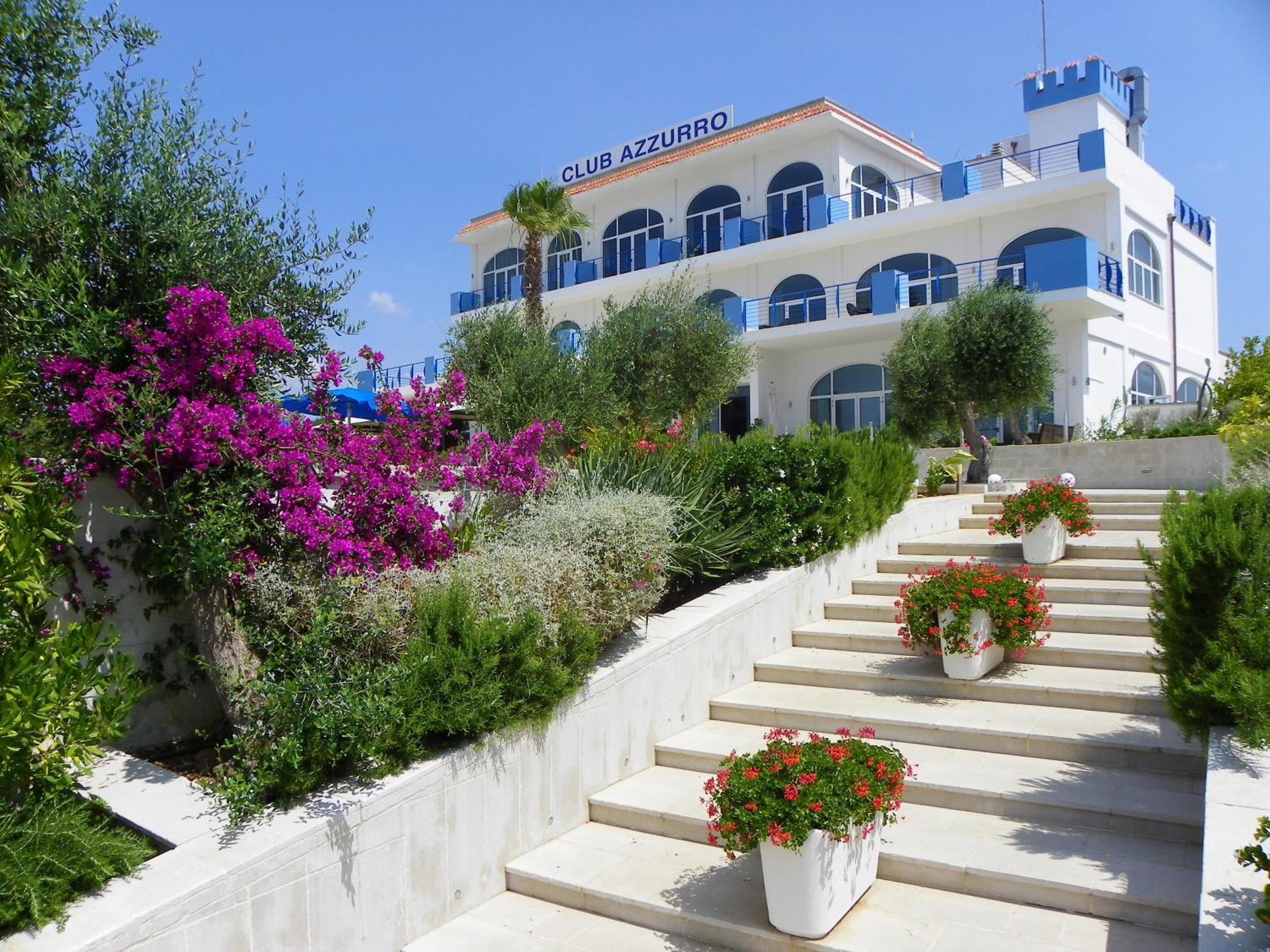 Hotel Club Azzurro & 4*